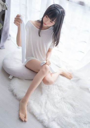 健身房里被教练c到呻吟男女视频
