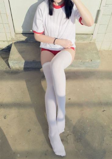她美丽